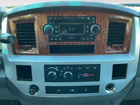 Used 2006 Dodge Ram 1500 Truck Laramie RWD image 14