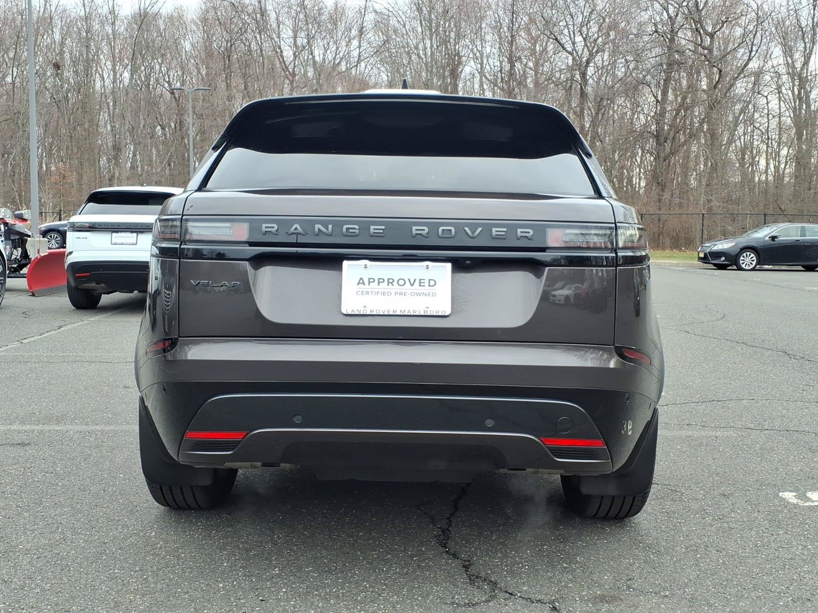 Certified 2026 Land Rover Range Rover Velar Dynamic SE AWD/4WD image 7