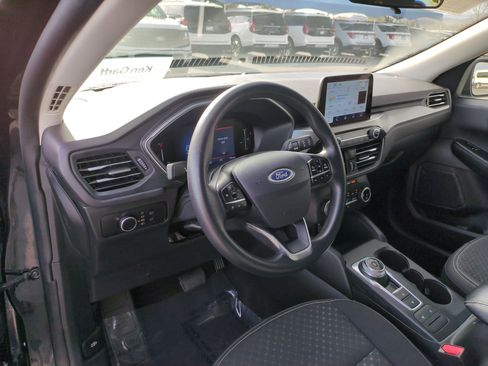 Used 2025 Ford Escape Active image 12