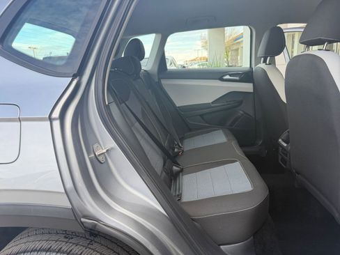 Used 2025 Volkswagen Taos S image 39