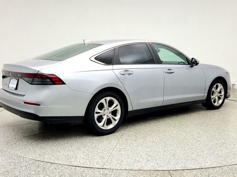 Used 2023 Honda Accord LX image 5