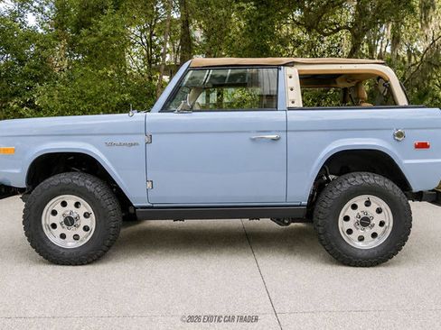 Used 2025 Ford Bronco Badlands AWD/4WD image 17