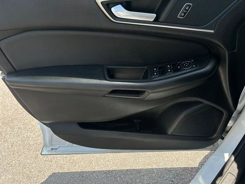 Used 2022 Ford Edge SEL AWD/4WD image 19