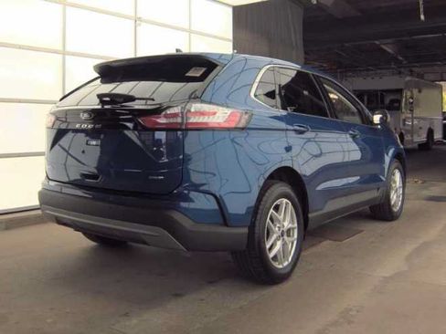 Used 2023 Ford Edge SEL w/ Convenience Package AWD/4WD image 4