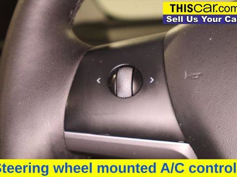 Used 2024 Tesla Model Y Long Range AWD/4WD image 16