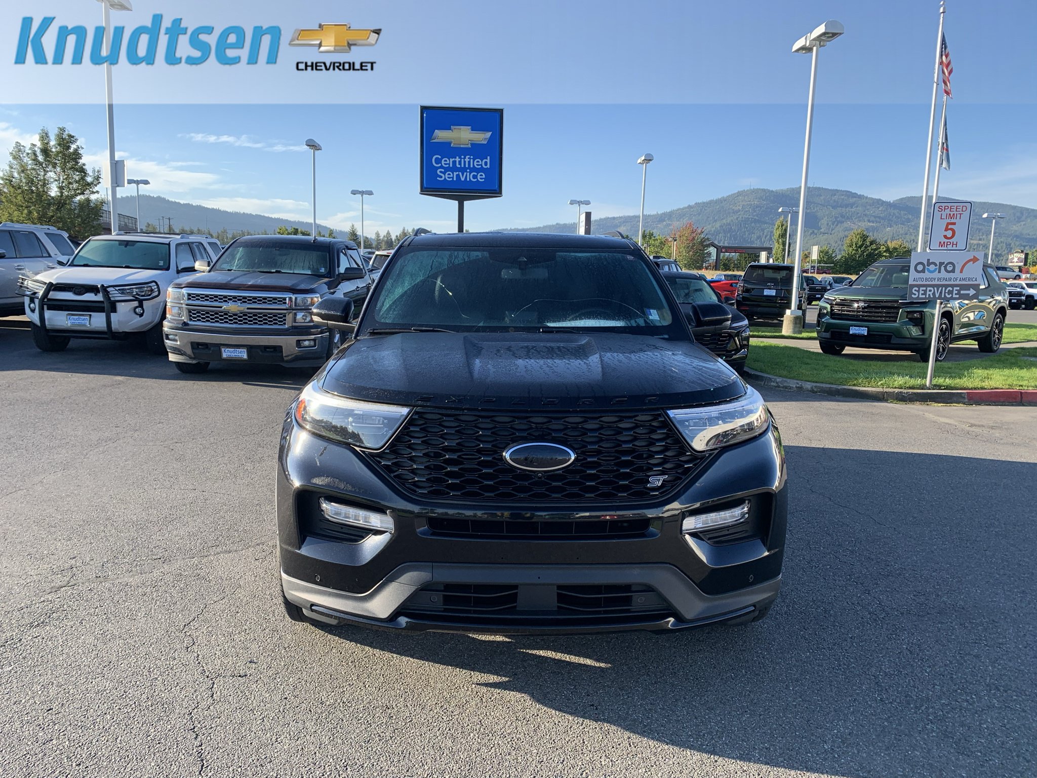 Used 2021 Ford Explorer ST w/ Equipment Group 401A AWD/4WD image 2