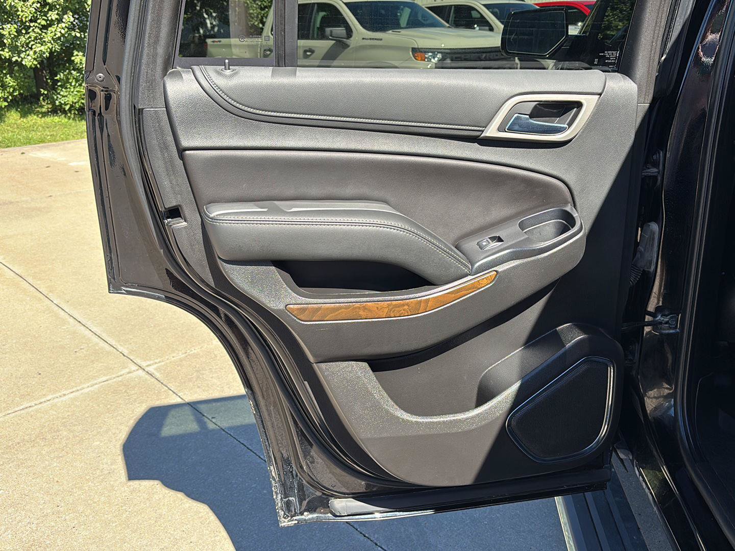 Used 2019 GMC Yukon Denali w/ Denali Ultimate Package AWD/4WD image 18
