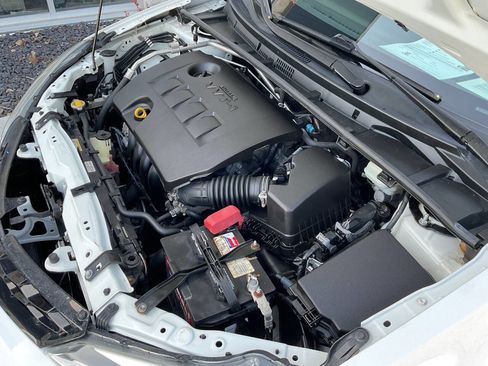 Used 2016 Toyota Corolla S image 48