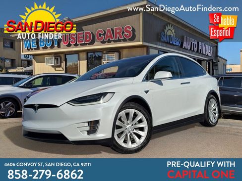 Used 2018 Tesla Model X image 1