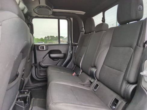 Used 2020 Jeep Gladiator Sport w/ Quick Order Package 24S AWD/4WD image 29