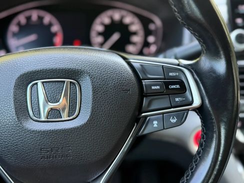 Used 2018 Honda Accord EX-L image 32