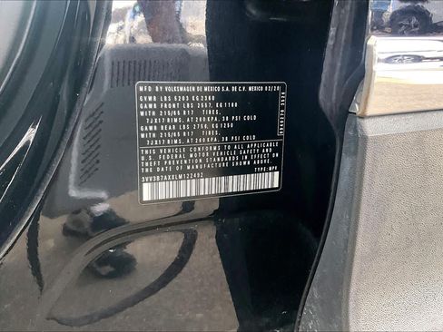 Used 2020 Volkswagen Tiguan SE FWD image 33