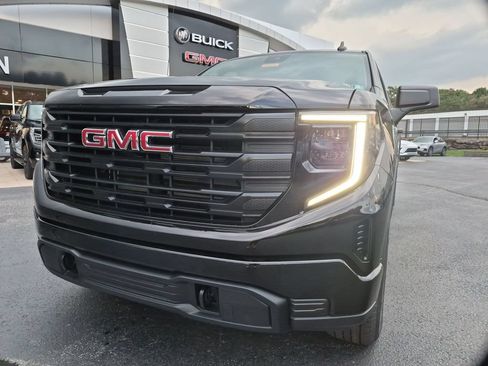 New 2026 GMC Sierra 1500 Pro w/ Graphite Edition AWD/4WD image 2