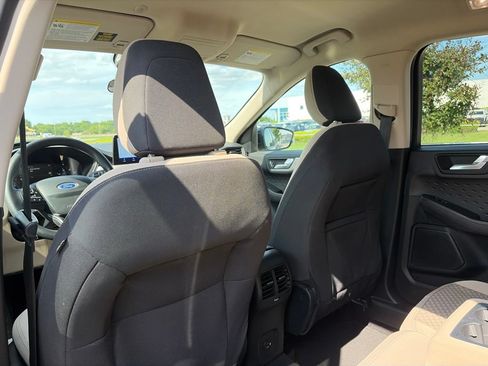 Used 2020 Ford Escape SE FWD image 40