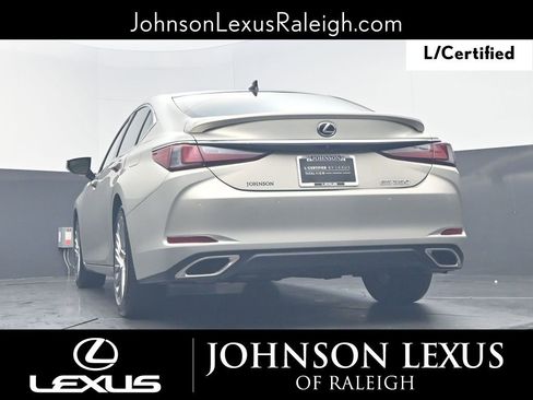 Certified 2022 Lexus ES 350 Ultra Luxury image 19