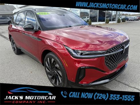 Used 2024 Lincoln Nautilus Reserve w/ Equipment Group 202A image 1