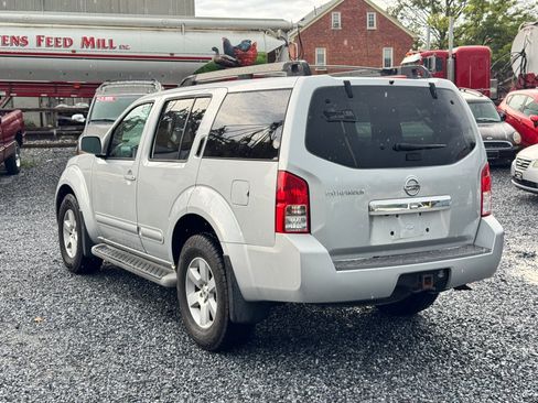 Used 2012 Nissan Pathfinder SV AWD/4WD image 7