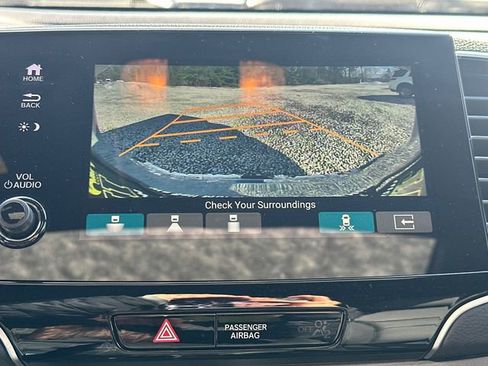 Used 2025 Honda Passport EX-L image 33