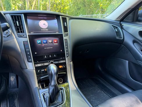 Used 2015 INFINITI Q50 Premium w/ Cargo Package RWD image 11