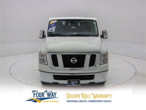 Used 2019 Nissan NV 3500 SV image 9