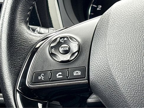 Used 2019 Mitsubishi Outlander SE image 11