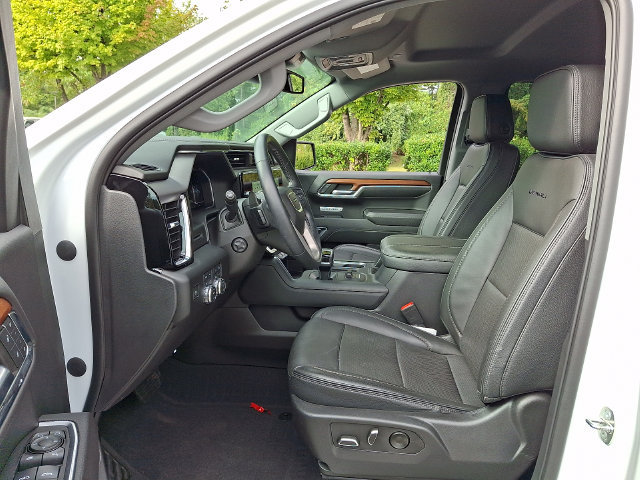 Used 2023 GMC Sierra 1500 Denali AWD/4WD image 13