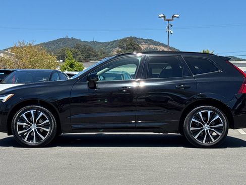 Used 2023 Volvo XC60 B5 Plus w/ Climate Package AWD/4WD image 5