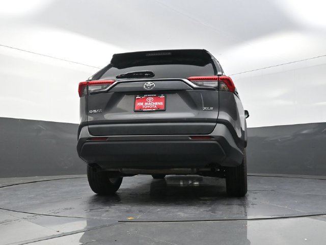 Certified 2024 Toyota RAV4 XLE FWD image 36