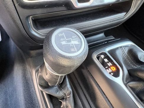 Used 2024 Jeep Wrangler Unlimited AWD/4WD image 21