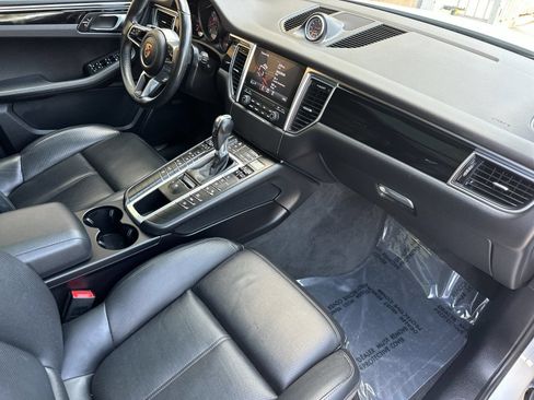 Used 2018 Porsche Macan S AWD/4WD image 18