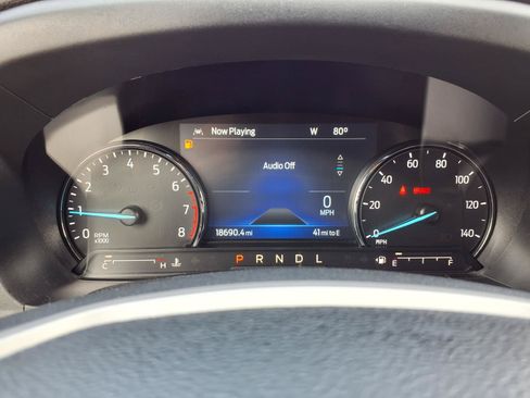 Used 2023 Ford Explorer XLT w/ Equipment Group 202A AWD/4WD image 18