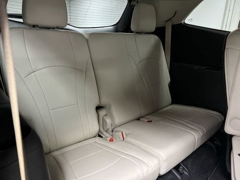 Certified 2023 Buick Enclave Essence AWD/4WD image 26