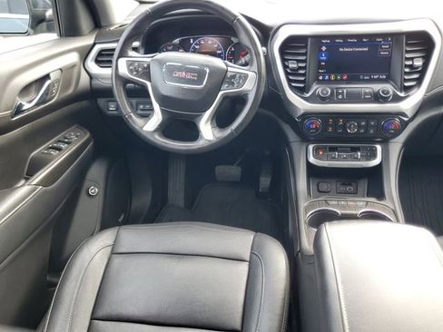 Used 2020 GMC Acadia SLT w/ Driver Alert Package II image 16