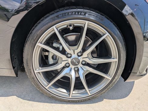 Certified 2023 Genesis G70 2.0T RWD image 9
