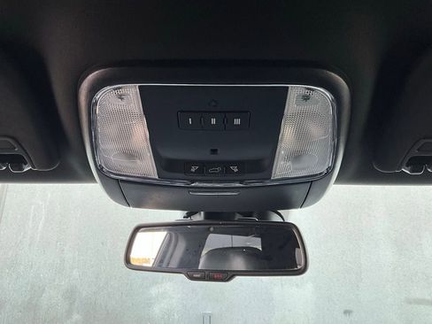 Used 2015 Dodge Durango R/T w/ Technology Group image 17