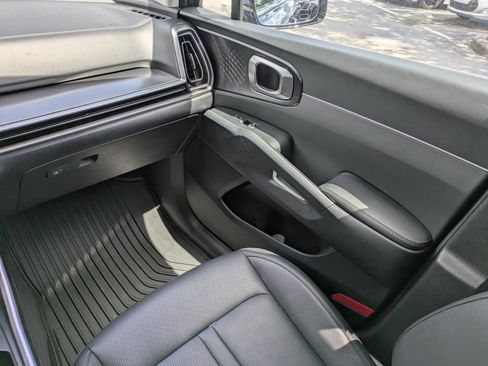 Certified 2026 Kia Sorento S w/ S Panoramic Sunroof Package FWD image 14
