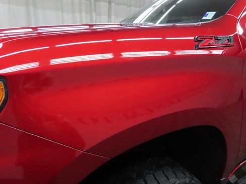 Used 2025 Chevrolet Silverado 1500 RST w/ Z71 Off-Road Package image 40