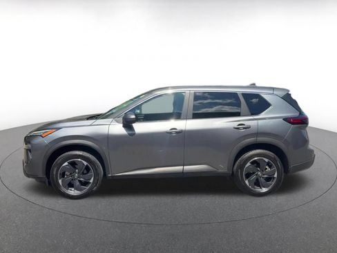 Used 2025 Nissan Rogue SV AWD/4WD image 8