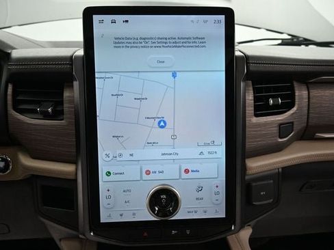 Certified 2022 Ford Expedition Limited AWD/4WD image 19