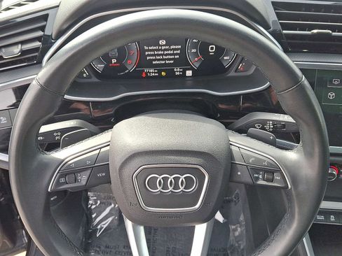 Used 2021 Audi Q3 2.0T Premium Plus w/ Premium Plus Package image 16