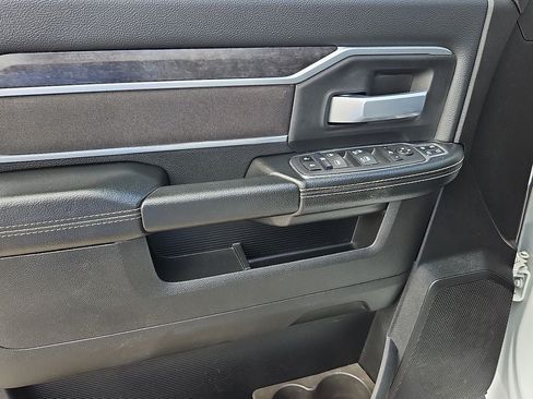 Certified 2024 RAM 3500 Big Horn AWD/4WD image 21