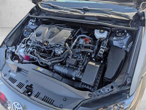 Used 2025 Toyota Camry LE image 27