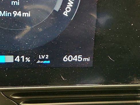 Used 2025 Hyundai Ioniq 5 SEL image 15