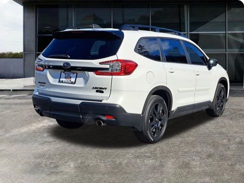 Certified 2025 Subaru Ascent Bronze Edition w/ Onyx Package AWD/4WD image 9