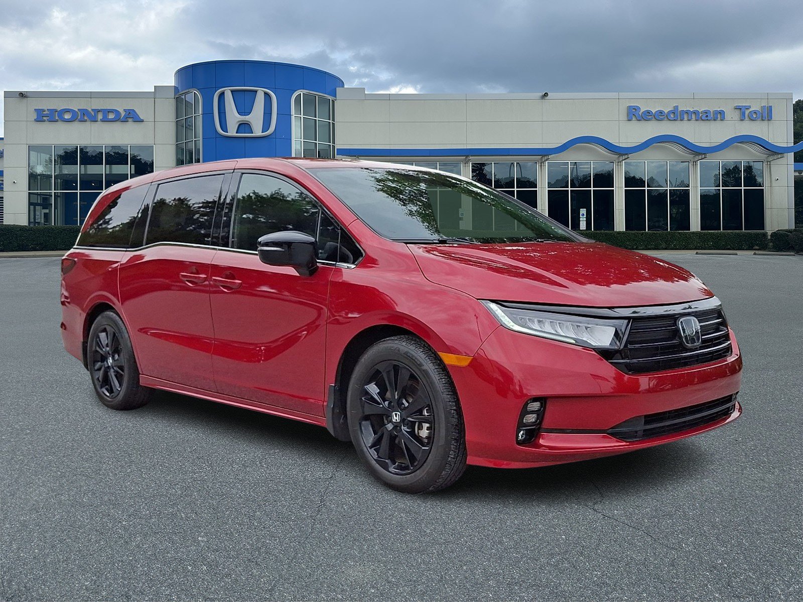Used 2023 Honda Odyssey Sport image 1