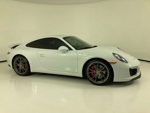 Used 2018 Porsche 911 Carrera S image 35