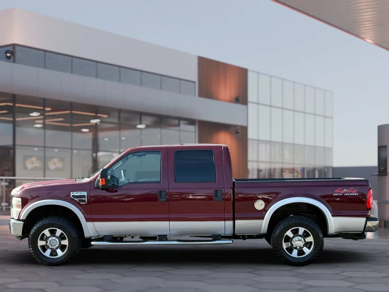 Used 2008 Ford F250 Lariat AWD/4WD image 3