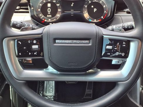 Certified 2025 Land Rover Range Rover SE AWD/4WD image 15