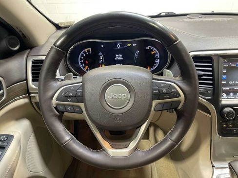 Used 2017 Jeep Grand Cherokee Overland AWD/4WD image 15