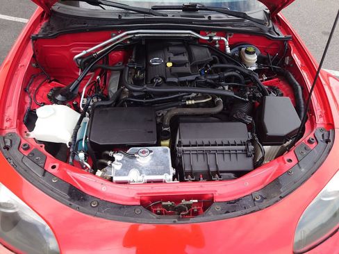 Used 2006 MAZDA MX-5 Miata Grand Touring w/ Premium Pkg RWD image 20